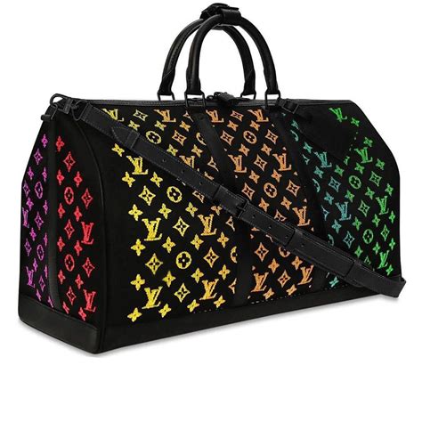 louis vuitton taška|Louis Vuitton light up.